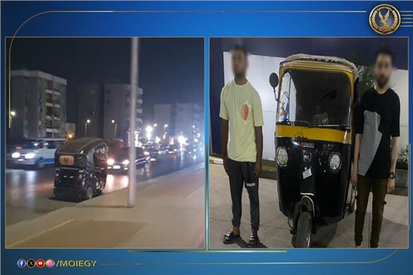 سائق توك توك قام بالسير بعكس الاتجاه