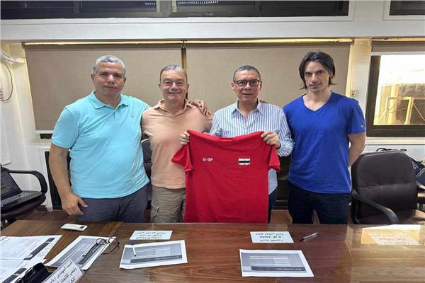 الجهاز الفني لمنتخب الطائرة