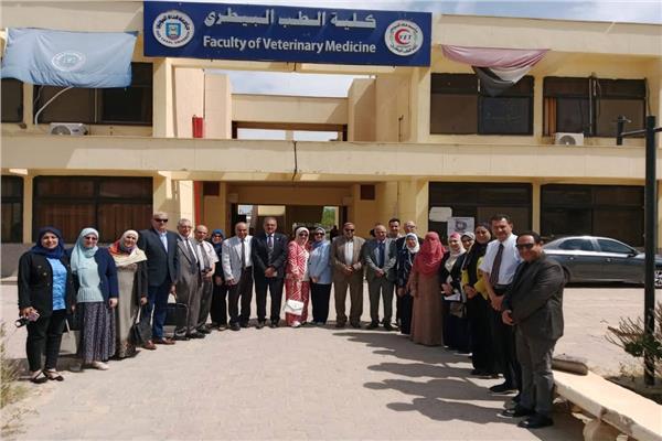  فعاليات اليوم الثالث للأسبوع البيئي بكلية الطب البيطري