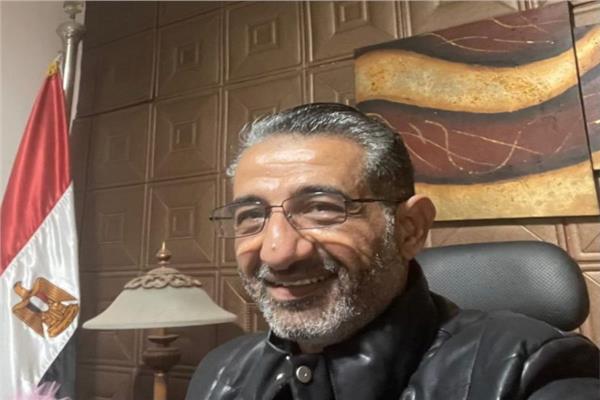  الدكتور عمرو السمدوني