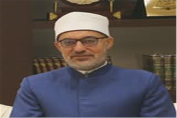 نظير محمد عياد مفتي الجمهورية