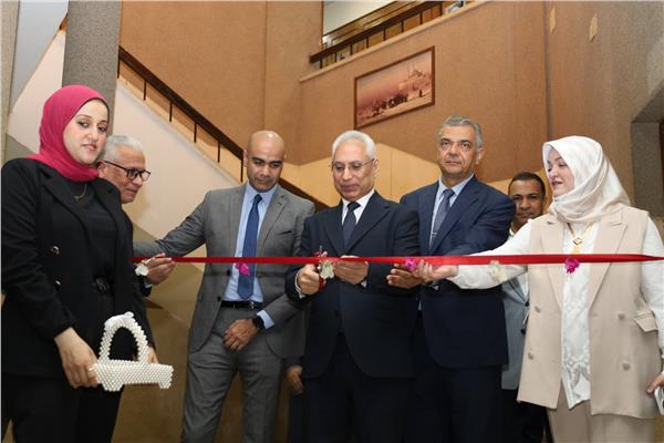 رئيس جامعة المنيا جانب من الافتتاح