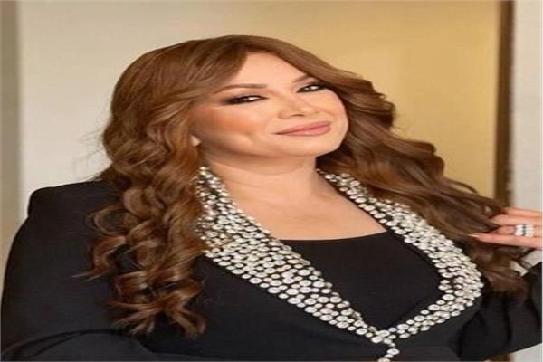 الفنانة انتصار