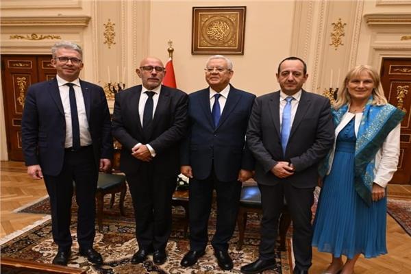رئيس مجلس النواب - وفد العلاقات مع دول المشرق بالبرلمان الأوروبي