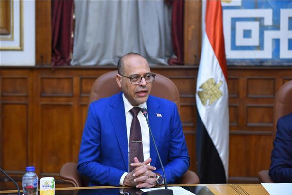 محمد جبران، وزير العمل،
