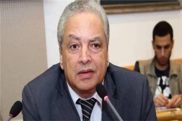 الدكتور إكرام بدر الدين
