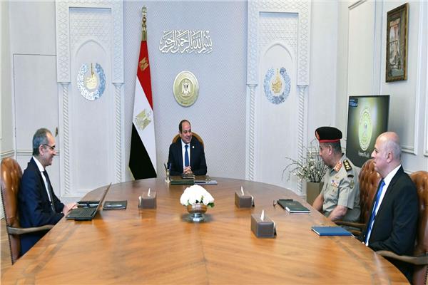 السيد الرئيس عبد الفتاح السيسي خلال الاجتماع