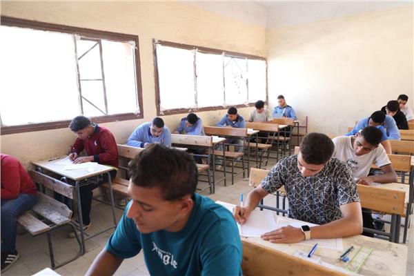 انتظام اعمال امتحانات الدبلومات الفنية