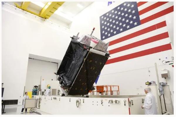 إطلاق قمر GPS III