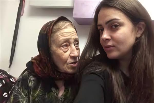 الفنانة وئام مجدي جدتها الراحة نوال