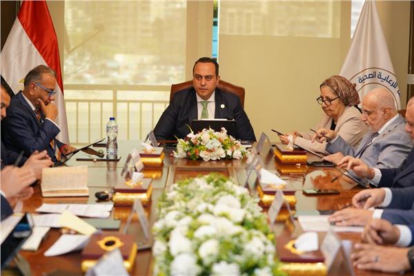 قرارات هامة لمجلس (الرعاية الصحية) ويعلن فوز منظومة التعليم التمريضي بالهيئة على جائزة العمل المميز