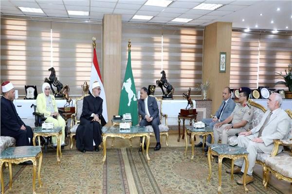 مفتى الجمهورية يكرم حفظة القرآن الكريم بالشرقية 