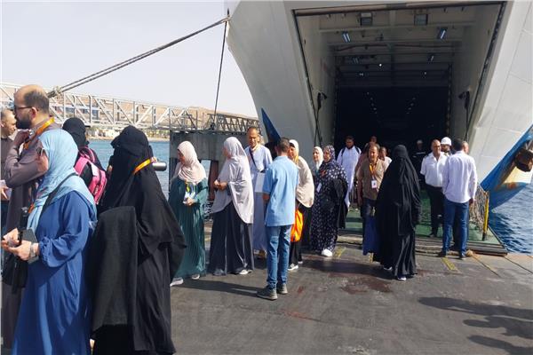 حجاج بمكة المكرمة والمدينة المنورة 
