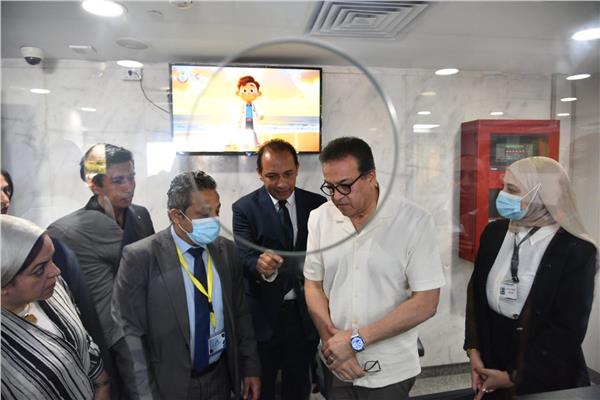 وزير الصحة يتفقد مستشفى الضبعة المركزي بمحافظة مطروح