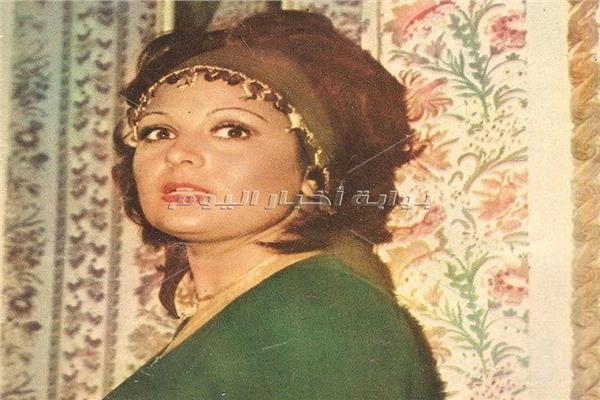  ذكري ميلاد الفنانة زيزي مصطفي