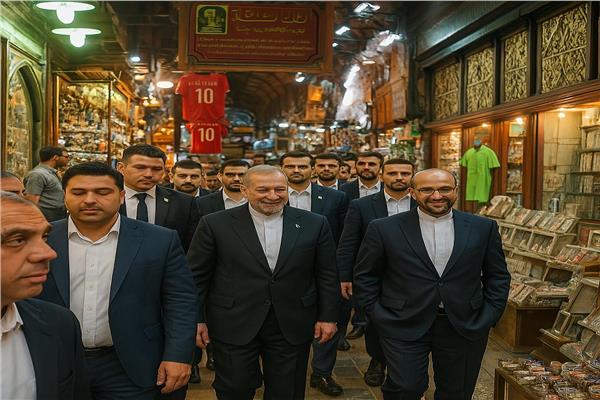 وزير خارجية إيران في خان الخليلي