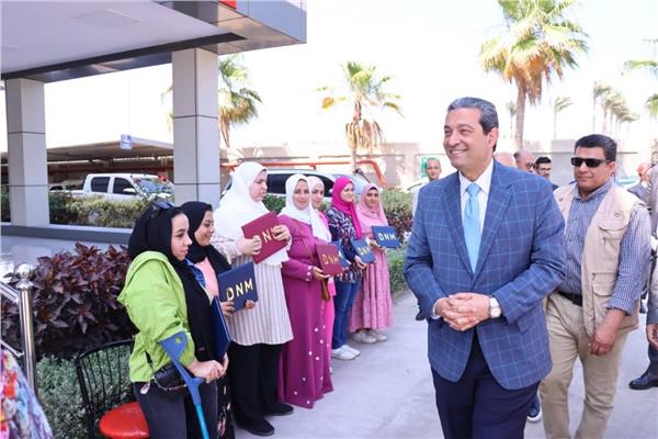  الدكتور أيمن الشهابى محافظ دمياط