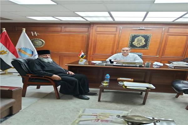 رئيس المدينة  يستقبل راعي الأقباط الكاثوليك