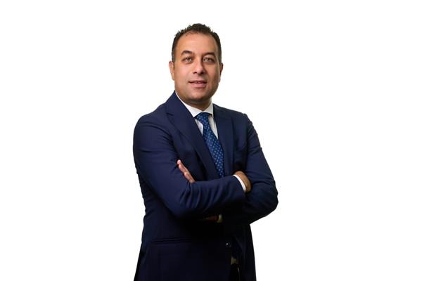 تامر سيف الدين