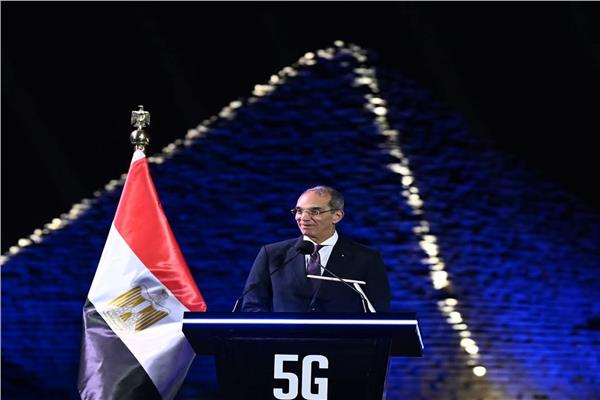 الدكتور عمرو طلعت وزير الاتصالات وتكنولوجيا المعلومات