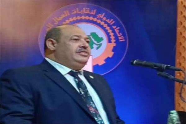 أشرف الدوكار رئيس النقابة العامة للعاملين للنقل البري