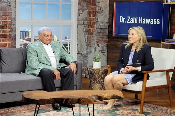  زاهي حواس يروج للسياحة المصرية على قناة FOX الأمريكية