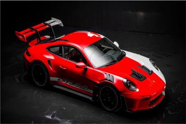 سيارة بورش 911 GT3 RS
