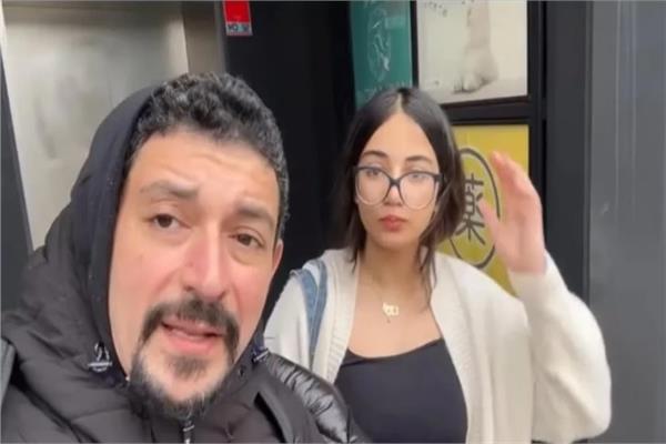 احمد الدجوي وابنته
