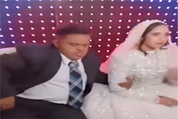 عريس متلازمة داون
