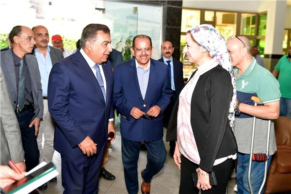 اللواء طارق مرزوق محافظ الدقهلية خلال الجولة