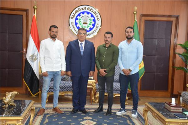 محافظ الدقهلية يطلق اسم شهيد الشهامة خالد عبد العال على المدرسة الإعدادية بالقرية تخليدا لبطولته