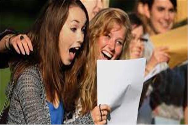 طلاب الثانوية والمراجعة الجماعية