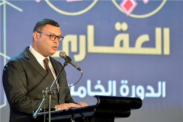 وزير الإسكان المهندس شريف الشربيني