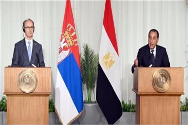 رئيسي وزراء مصر وصربيا