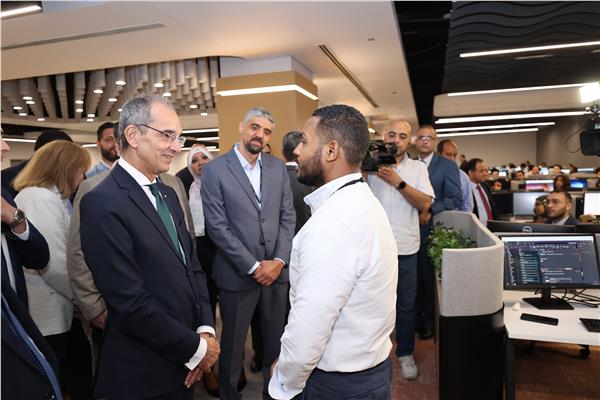  الدكتور عمرو طلعت وزير الاتصالات وتكنولوجيا المعلومات