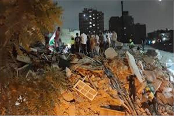عقار السيدة زينب المنهار