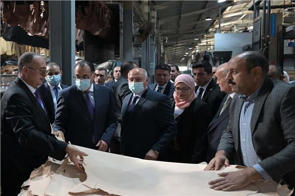 الدكتور مصطفى مدبولي والفريق كامل الوزير خلال تفقد مدينة الروبيكي