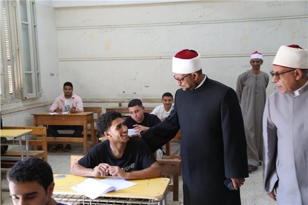 خلال جولته الميدانيَّة بمحافظة المنيا