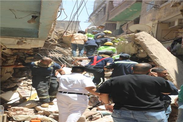 عمليات إنقاذ ضحايا عقار حدائق القبة