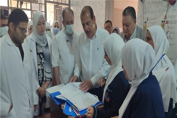 نائب وزير الصحة يتفقد منشآت صحية بالدقهلية