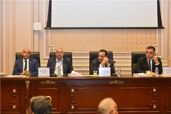 اجتماع  لجنة الزراعة والري بمجلس الشيوخ