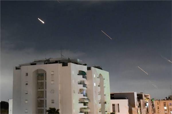الصواريخ الإيرانية في سماء قطر 