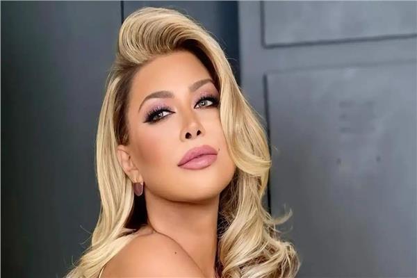 نوال الوزغبي