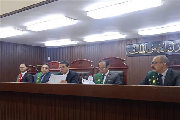 هيئة المحكمة برئاسة المستشار أيمن كمال عرابى حسين