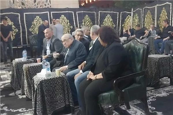 محمود سعد ومصطفى الفقي في عزاء والد تامر عبد المنعم