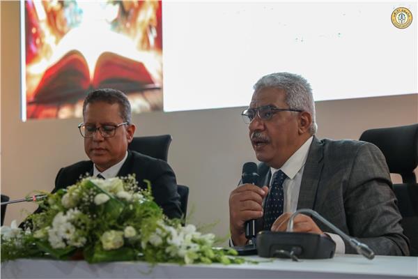 الدكتور محمود صديق، نائب رئيس جامعة الأزهر للدراسات العليا 