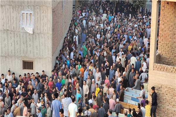 اسر ضحايا حادث الطريق الاقليمى