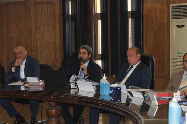 قصر العينى يعدل مواعيد عمل العيادات الخارجية لـ5 مساء بدلا من الثانية ظهرا