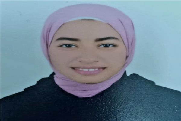  الطالبة سلمى سعد إبراهيم