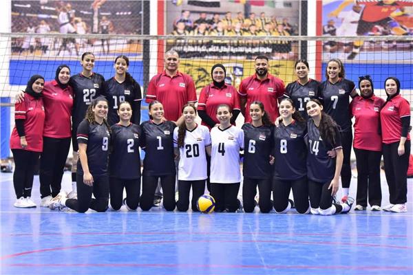 منتخب شابات الطائرة